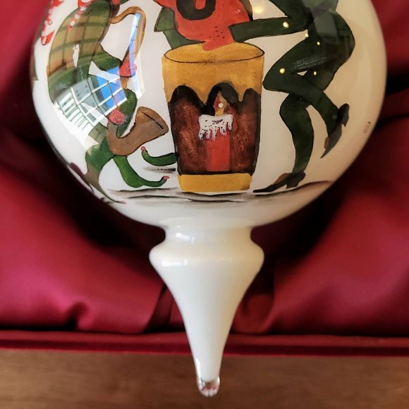 Ne'Qwa Art Blown Glass, Reverse Painted Ornament Annie Lee - Picture 2 of 6